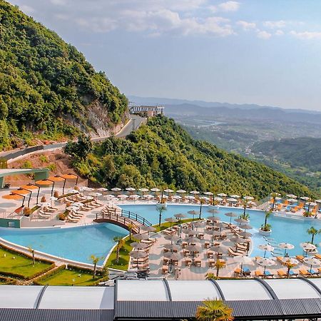 Select Hill Resort Linze Экстерьер фото