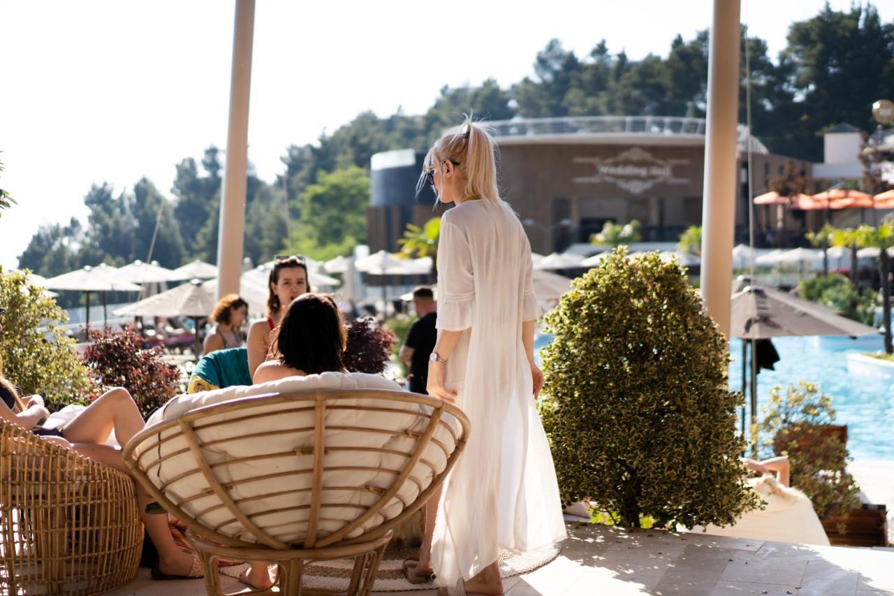 Select Hill Resort Linze Экстерьер фото