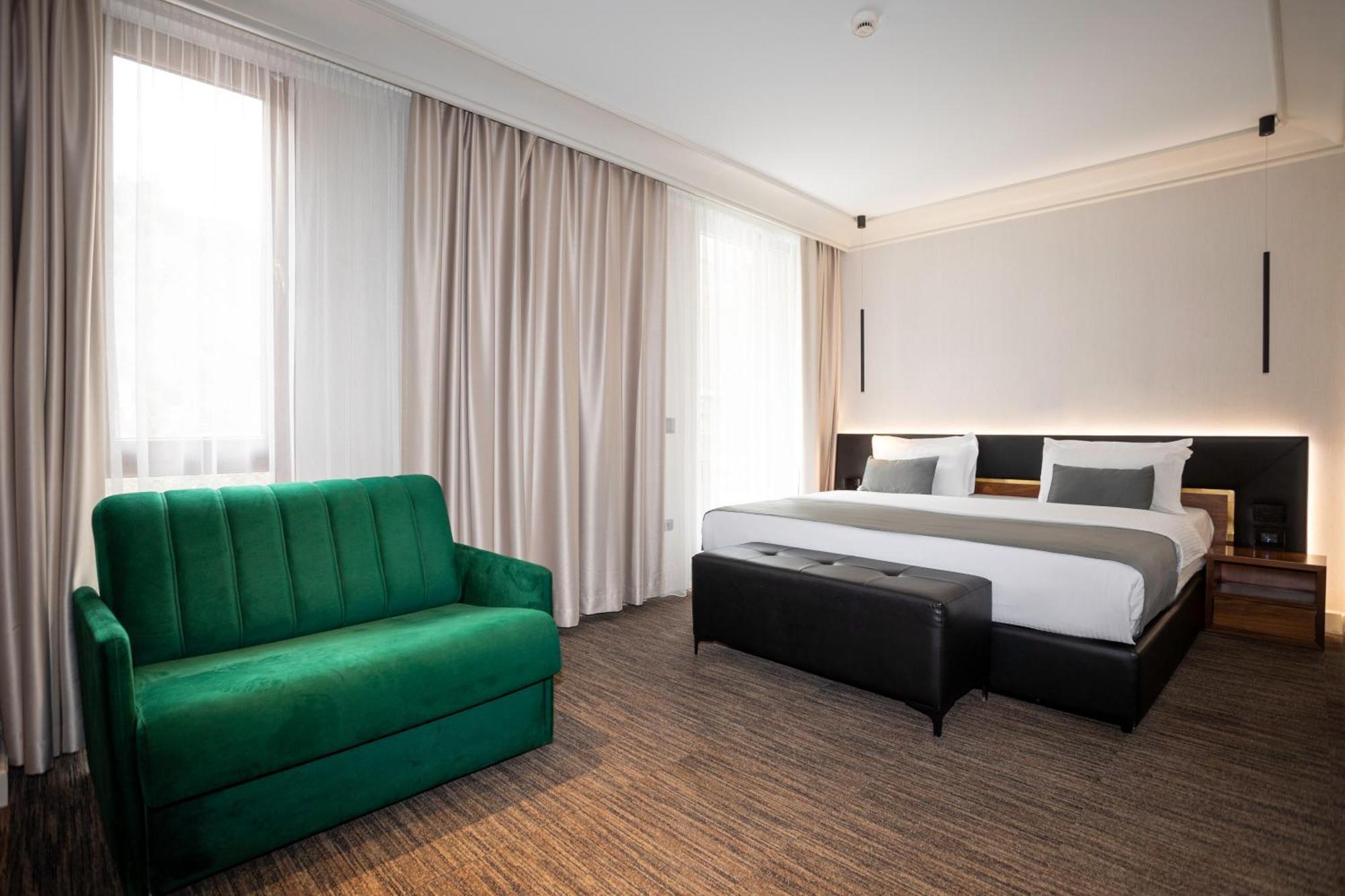 Select Hill Resort Linze Экстерьер фото
