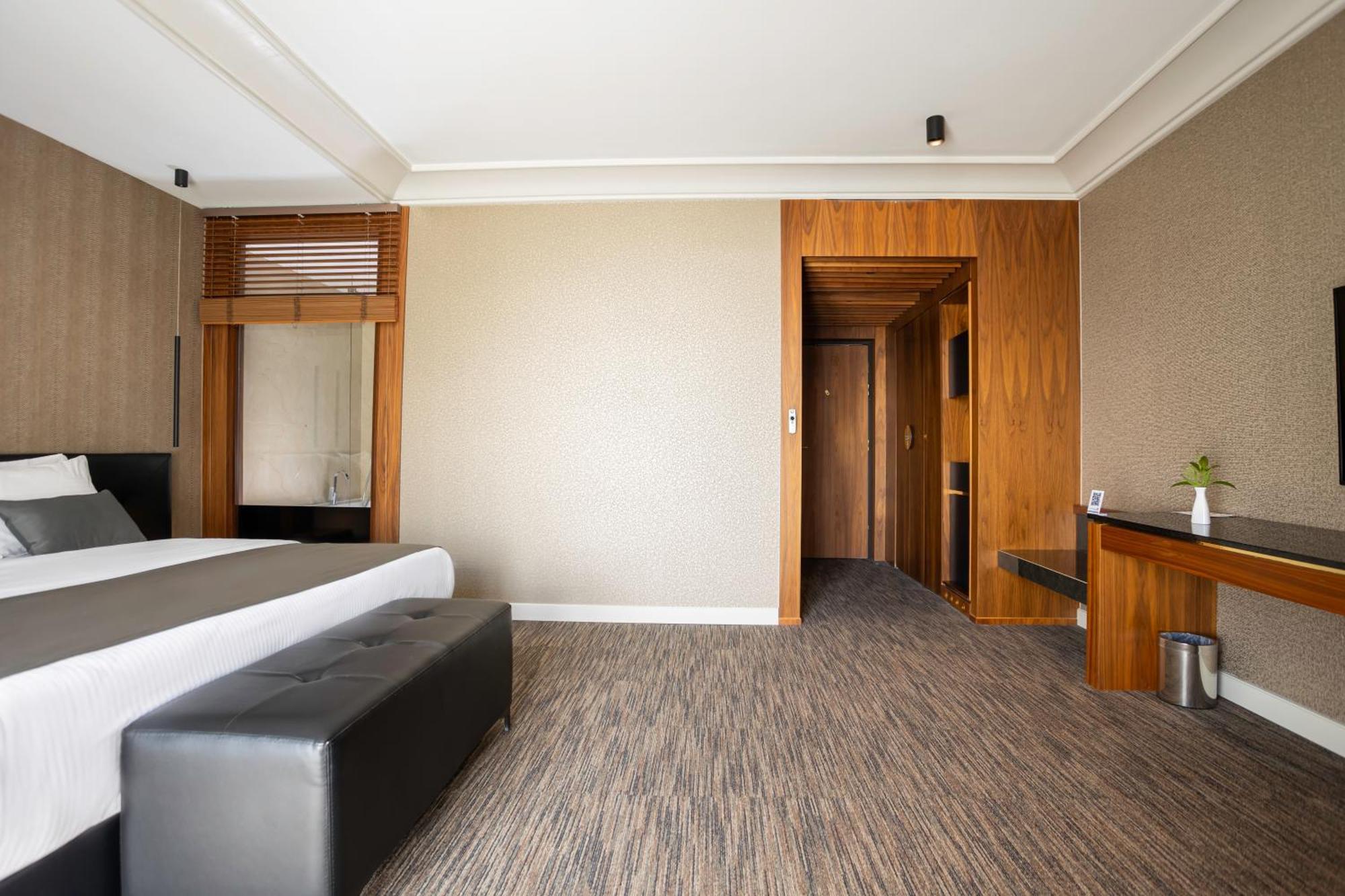 Select Hill Resort Linze Экстерьер фото