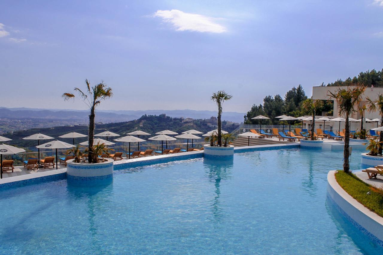 Select Hill Resort Linze Экстерьер фото